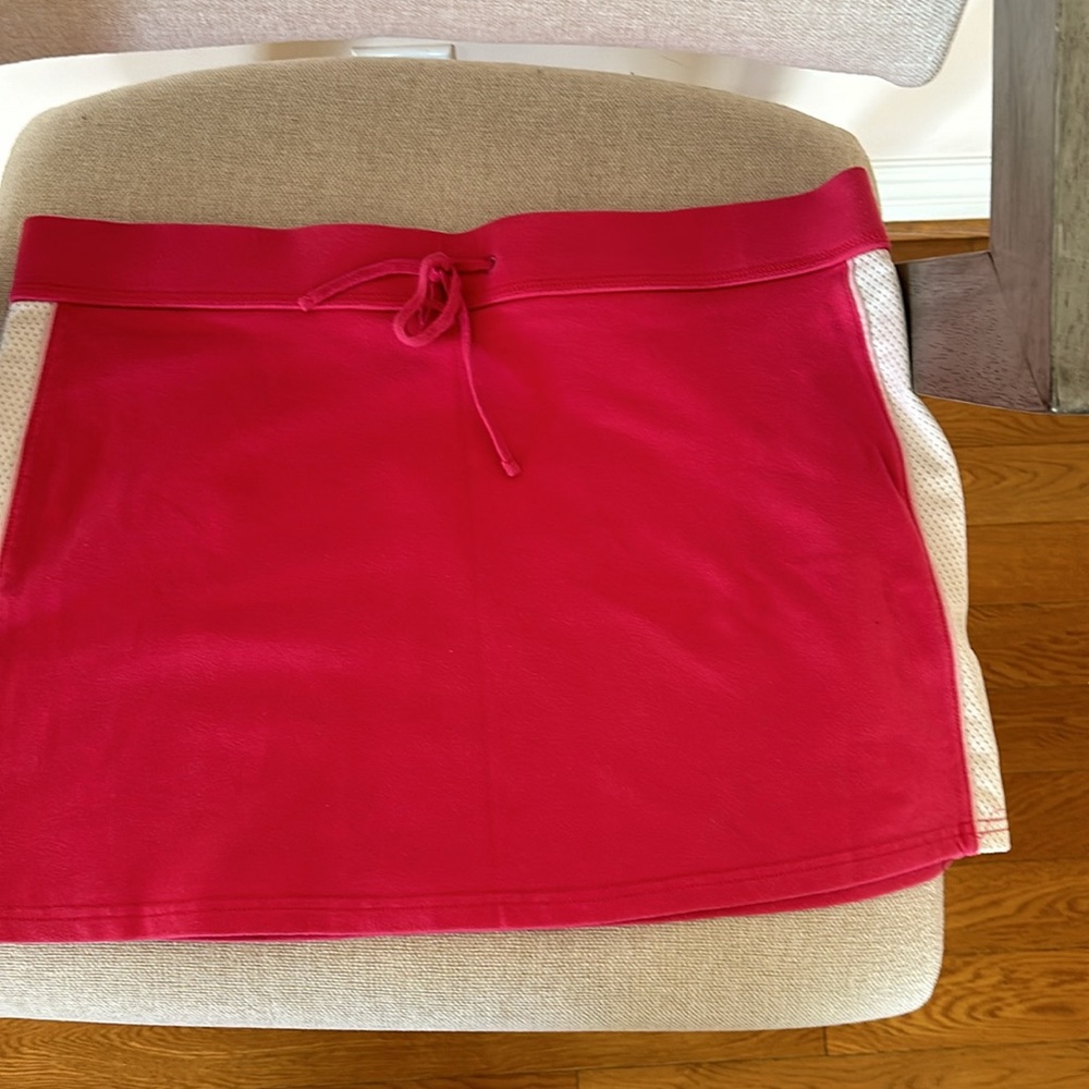 Express mini skirt.